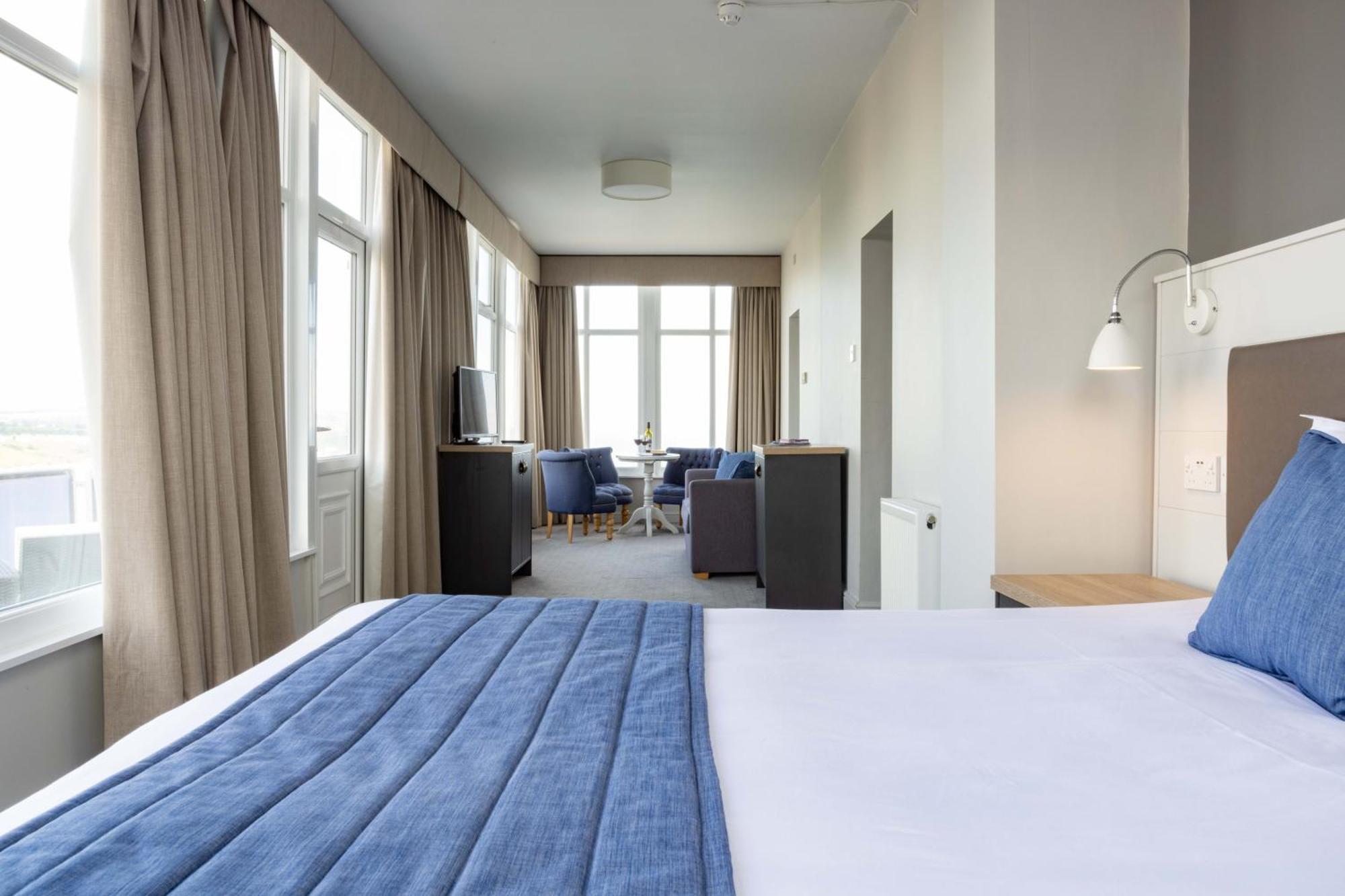 The Norbreck Hotel By Compass Hospitality สการ์โบโรห์ ภายนอก รูปภาพ